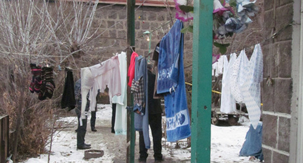 The wash hung out to dry in the yard of the house of the Avetisyan family. Gyumri, January 14, 2015. Photo by Tigran Petrosyan for the