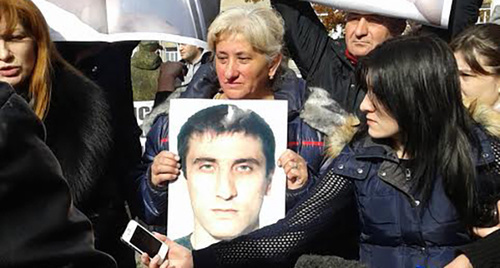 Vladimir Tskaev's relatives at the protest action. Vladikavkaz, November 2, 2015. Photo by Emma Marzoeva for the "Caucasian Knot"