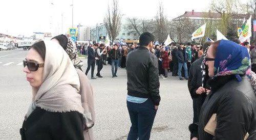 Action in Grozny, dated to the anniversary of annexation of the Crimea by Russia, March 18, 2016. Photo by Nikolai Petrov for the ‘Caucasian Knot’. 