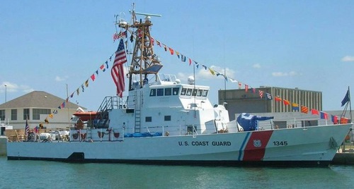 The Island-class patrol boat given to the MIA of Georgia by the USA. Photo: http://police.ge/ge/shss-s-sasazghvro-politsiis-sanapiro-datsvis-departaments-ashsh-s-mtavrobam-ori-sapatrulo-khomaldi-gadastsa/10042#!prettyImage[1]/11/