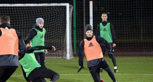 Training of the "Akhmat" football club. Photo by the press service of the "Akhmat" FC http://fc-akhmat.ru/news