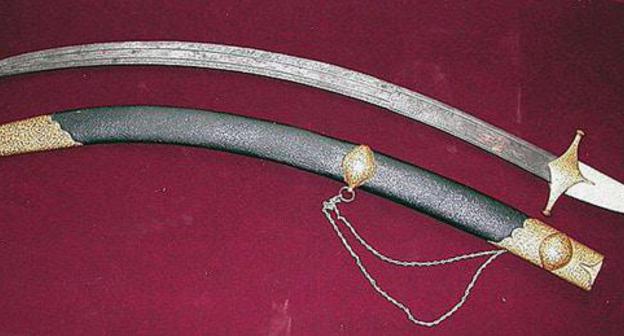 Nader Shah's sword. Photo courtesy of the museum of the Kubachi Art Factory http://www.pkf-kubachi.ru/