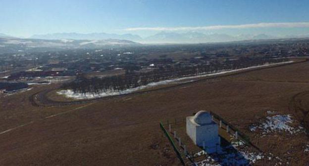 A view of the rural settlement of Plievo from the mausoleum of Borg-Kash. Photo by Targimov