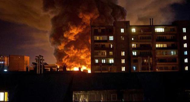 Fire in Tbilisi. Photo: Alexander Imedashvili https://sputnik-georgia.com/incidents/20180227/239469400/xanzari-tbilisis-bazrobaze.html