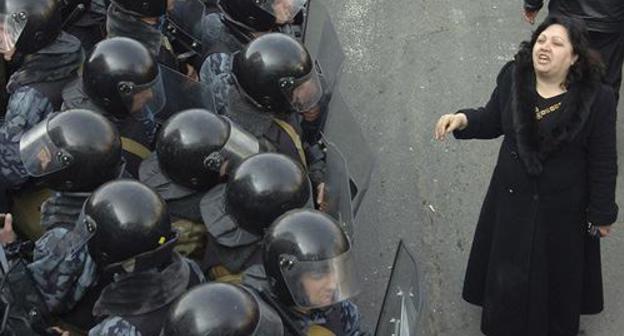 Dispersal of demonstrators in Yerevan in 2008. March 1, 2008. Photo: REUTERS/Hayk Badalyan/Photolure