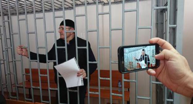 Oyub Titiev in the court room. Photo by the Human Rights Centre "Memorial"