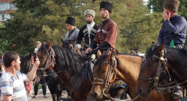 Participants of equestrian crossing. Photo: Ruslan Hakuy, https://www.facebook.com/ruslan.hakuy"