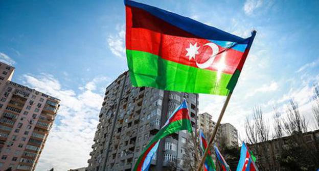 The flag of Azerbaijan at the rally. Photo by Aziz Karimov for the "Caucasian Knot"