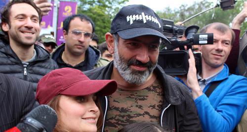 Nikol Pashinyan (in the center). Photo by Tigran Petrosyan for the "Caucasian Knot"