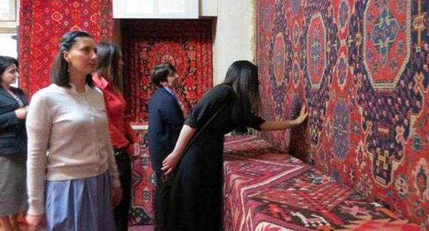 An exhibition of carpets in the State Historical and Local Lore Museum of Nagorno-Karabakh in Stepanakert. May 18, 2018. Photo by Alvard Grigoryan for the "Caucasian Knot"