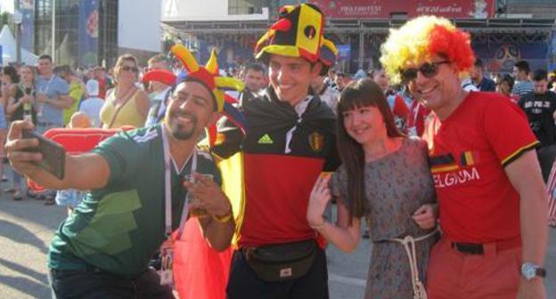 Football fans ahead of Belgium-Japan match, Rostov-on-Don, July 2, 2018. Photo by Konstantin Volgin for the Caucasian Knot.