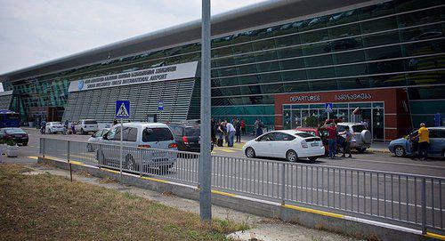 Tbilisi airport. Photo: © Sputnik / STRINGER
https://sputnik-georgia.ru/incidents/20180704/241096172/Grazhdanina-Rossii-zaderzhali-v-ajeroportu-Tbilisi.html
