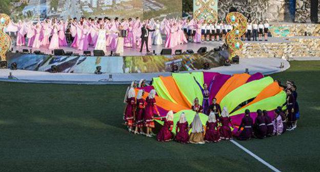 Celebration of the 10th anniversary of independence recognition in Tskhinvali, August 26, 2018. Photo: Natalia Airiyan, https://sputnik-ossetia.ru/South_Ossetia/20180826/7022702.html