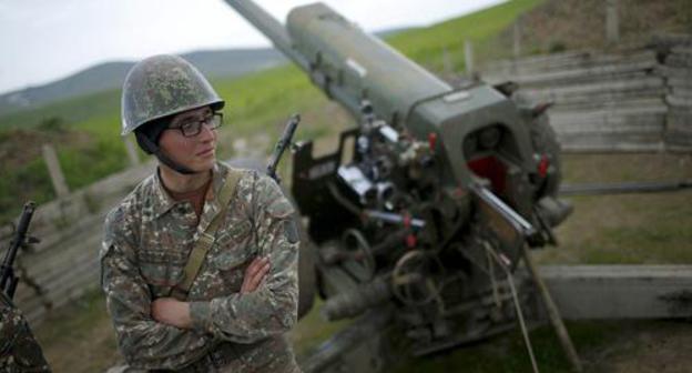 A soldier of the army of Nagorno-Karabakh. Photo REUTERS/Staff