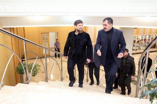 Ramzan Kadyrov and Yunus-Bek Evkurov. Photo http://www.ingushetia.ru/news/v_magase_sostoyalas_vstrecha_yunus_beka_evkurova_i_ramzana_kadyrova/
