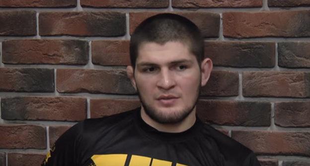 Khabib Nurmagomedov. Screenshot from video: https://ru.wikipedia.org/ Время спорта - https://www.youtube.com/watch?v=HWyclHTd89o