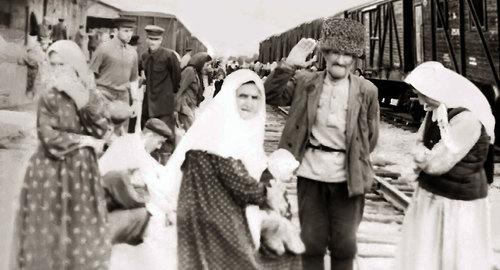 Railway station, Frunze, 1957. Residents of Yurt-Aukh settlement return to their homeland, http://ru.wikipedia.org/wiki/Депортация_чеченцев_и_ингушей#/media/File:На_вокзале._1957_год_Фрунзе._Жители_с._Юрт-Аух.jpg 