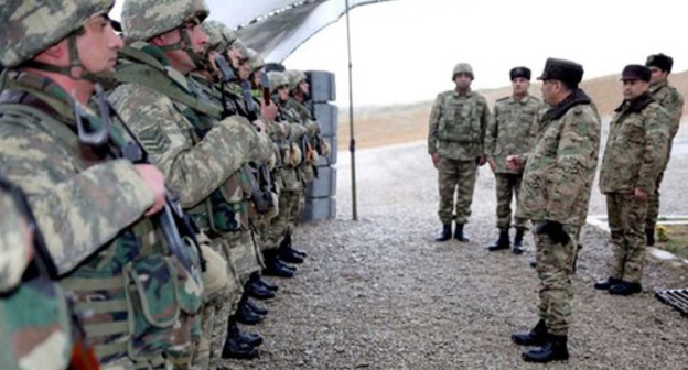 Servicemen of the Azerbaijani Army. Photo: press service of the Ministry of Defence of Azerbaijan, https://mod.gov.az/ru/news/rukovodstvo-ministerstva-oborony-nahoditsya-v-prifrontovoj-zone-video-25326.html