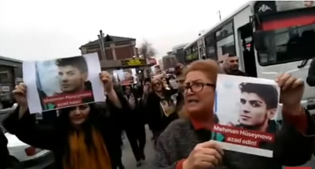 Rally in support of Mekhman Guseinov, Baku, January 3, 2019. Screenshot from MeydanTV video,  https://www.youtube.com/watch?v=MkvK-QmgNZo&t=843s