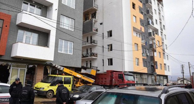 Residential building in Tbilisi partly destroyed by gas explosion, January 17, 2019. Photo: © Sputnik / Vladimir Umikashvili https://sputnik-georgia.ru/reviews/20190117/243944486/Nochnaya-tragediya-kto-postroil-dom-v-Tbilisi-i-pochemu-progremel-vzryv.html