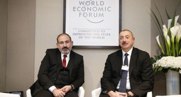 Nikol Pashinyan's (on the left) meeting with Ilham Aliev in Davos. January 22, 2019. © Photo / official site of the Prime minister of RA https://ru.armeniasputnik.am/politics/20190122/16897380/Besedovali-poltora-chasa-Pashinyan-rasskazal-o-vstreche-s-Alievym-v-Davose.html