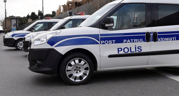 Patrol duty cars in Baku. Photo: ©: Sputnik / Murad Orujov https://sputnik-georgia.ru/caucasus/20180429/240254500/baku-zaderzhany-police.html