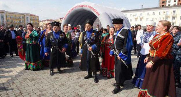 A rally held on the occasion of the anniversary of the Crimea's annexation, held in Grozny. Photo by Musa Sadulaev/IA Grozny Inform, http://www.grozny-inform.ru/news/society/106748/