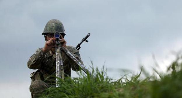 At the contact line in Nagorno-Karabakh. Photo: REUTERS/Staff