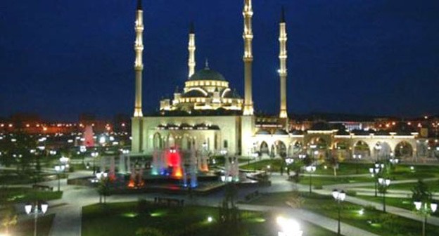 The Akhmad Kadyrov Mosque, known as "The Heart of Chechnya", Grozny. Photo by OOO Media Group Islam Info http://www.info-islam.ru