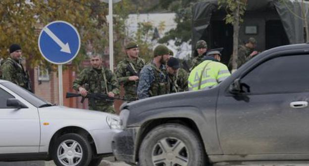 Law enforcers. Grozny. Photo: REUTERS/Alkhan Gargayev