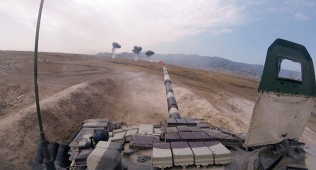 The Azerbaijani tank during military exercises. Photo by the press service of  the Ministry of Defence for Azerbaijan https://mod.gov.az