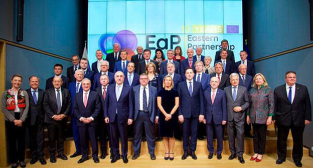 The annual meeting of foreign ministers of the countries of the Eastern Partnership with the EU foreign ministers and their colleagues from six countries of the Eastern Partnership (Azerbaijan, Armenia, Belarus, Georgia, Republic of Moldova and Ukraine). Photo by the press service https://eeas.europa.eu/diplomatic-network/eastern-partnership/63181/eastern-partnership-10th-anniversary-celebrated-brussels_en