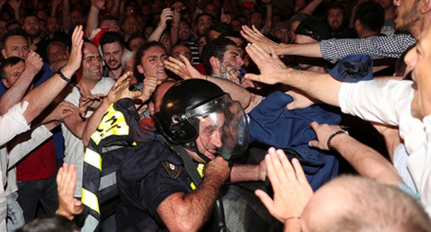 Protest rally in Tbilisi, June 21, 2019. Photo: REUTERS/Irakli Gedenidze