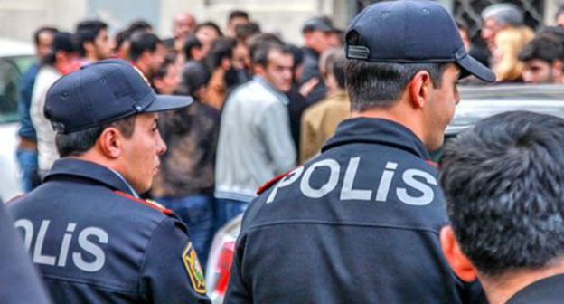 Azerbaijani policemen. Photo by Aziz Karimov for the Caucasian Knot