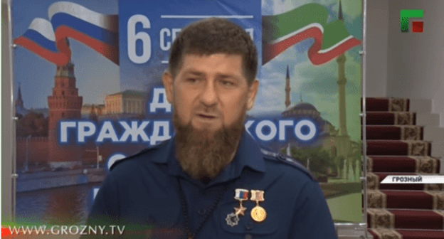 Ramzan Kadyrov offered Pavel Mamaev and Alexander Kokorin to join the "Akhmat" FC on air of the "Grozny" TV Company. Screenshot of the video https://newsvideo.su/video/11401868