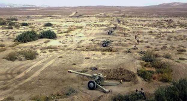 Cannons of the Azerbaijani army. Photo by the press service of the Ministry of Defence of Azerbaijan https://mod.gov.az/ru/foto-arhiv-045/