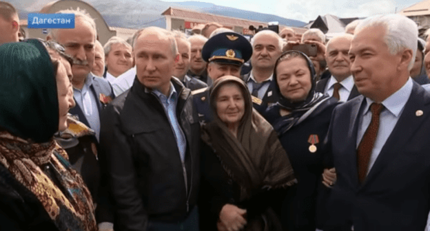 Putin in Botlikh. Screenshot from video posted by First Channel, https://youtu.be/Y5l6e7YHUKo