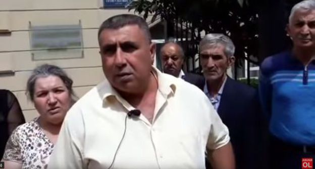 Relatives of those sentenced in the Terter case. Screenshot from video posted by Talk TV Azerbaijan, http://www.youtube.com/watch?time_continue=331&v=ztfECv8_xyo