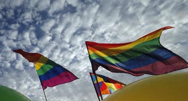 The LGBT flags. Photo https://www.svoboda.org/a/28496059.html