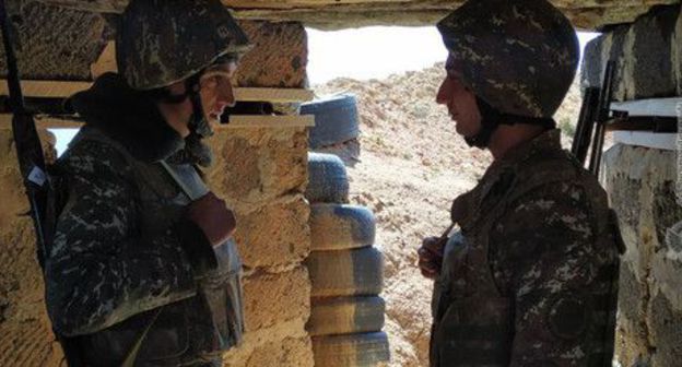 Guard duty at the front of the Karabakh army. Photo by the press service of the Ministry of Defence of Armenia http://www.mil.am/hy/news/7038