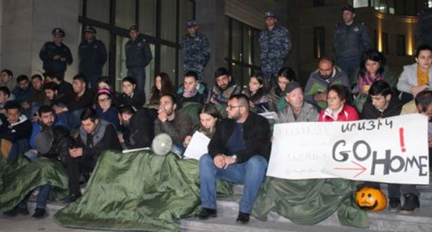 Participants of the protest action of students and university teachers in Yerevan. Photo by Tigran Petrosyan for the "Caucasian Knot"