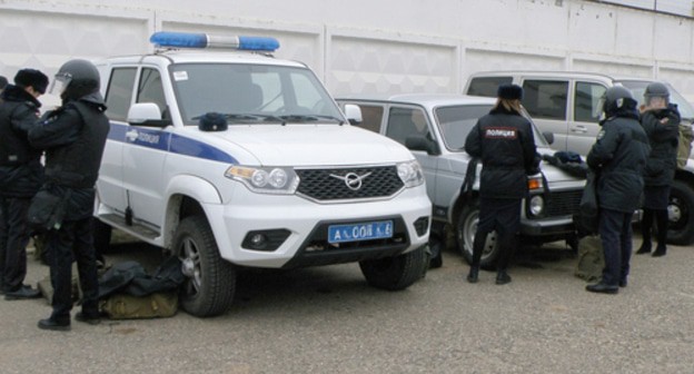 Police and special forces. Photo: NAC press service, http://nac.gov.ru/antiterroristicheskie-ucheniya/operativnym-shtabom-v-respublike-kalmykiya-4.html