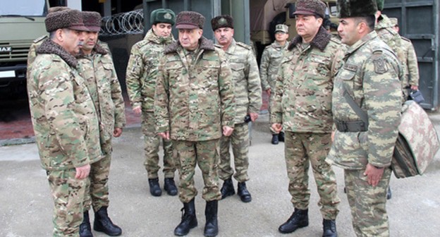 Servicemen of the Azerbaijani Army. Photo: press service of the Ministry of Defence of Azerbaijan, https://mod.gov.az/az/news/cebhe-bolgesindeki-herbi-hisselerin-ziyareti-davam-edir-video-30454.html