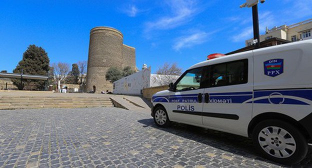 A police car in the streets of Baku. April 2020. Photo by Aziz Karimov for the "Caucasian Knot"