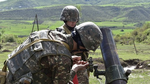 Armenian soldiers. Photo: press service of the Ministry of Defence of Armenia, http://www.mil.am/ru/news/7826