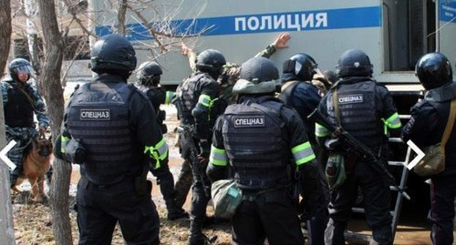 Special service agents. Photo: http://nac.gov.ru/antiterroristicheskie-ucheniya/operativnym-shtabom-v-altayskom-krae-provedeno-0.html