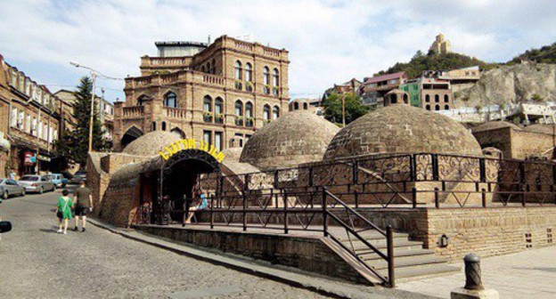 Abanotubani, an ancient district of Tbilisi, Georgia, which is popular among tourists. Photo by M. Kuznetsova for the "Caucasian Knot" 