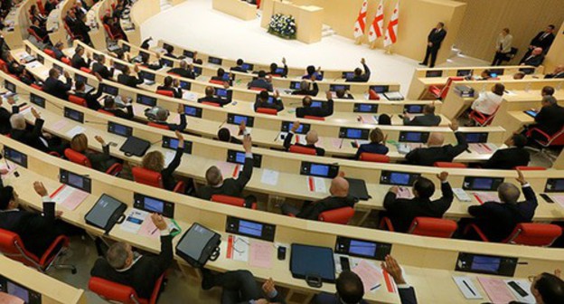 Meeting of the Parliament of Georgia. Photo: REUTERS/David Mdzinarishvili