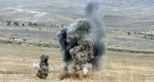 An explosion. Photo by the press service of the Ministry of Defence of Nagorno-Karabakh http://www.nkrmil.am/gallery/photos/view/18