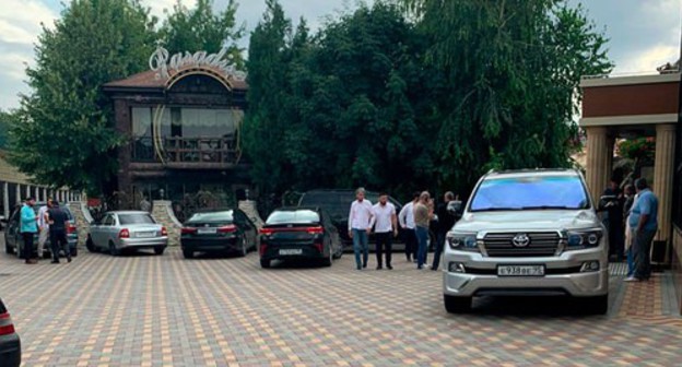 Wedding cortege in Chechnya. Photo by the Caucasian Knot correspondent